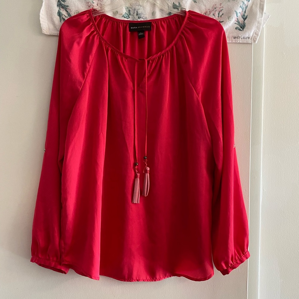 Dana Buckman dark fuchsia pink top. Large.
